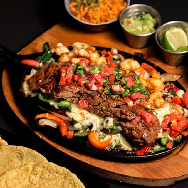 Mar Y Tierra Fajitas.