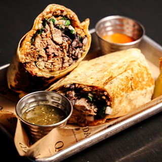 CARNITAS BURRITO